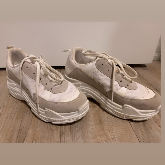 Balenciaga triple s clear sole look sneakers! - Picture 2 of 4